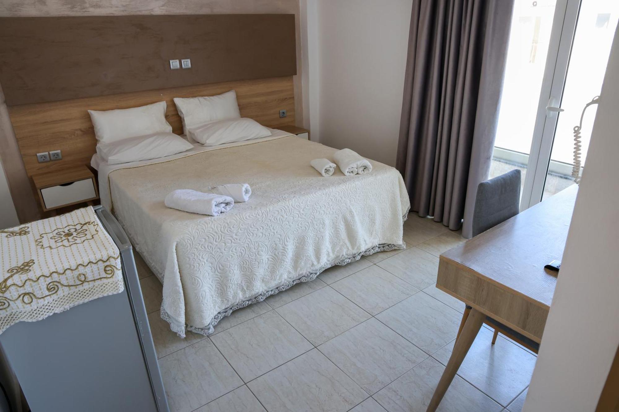Marie Hotel Кос Екстериор снимка